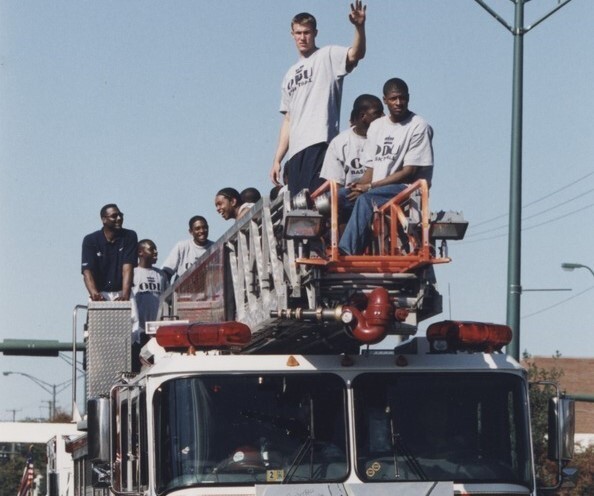 2001 Basketball Team Float