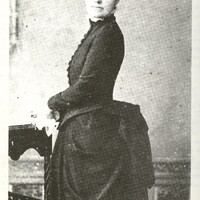 Elizabeth Curtis Wallace Family Photo 4